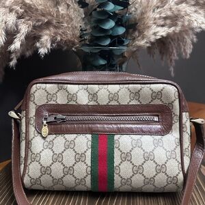 💥PRICE DROP💥 Gucci Beige and Brown Logo Crossbody Bag